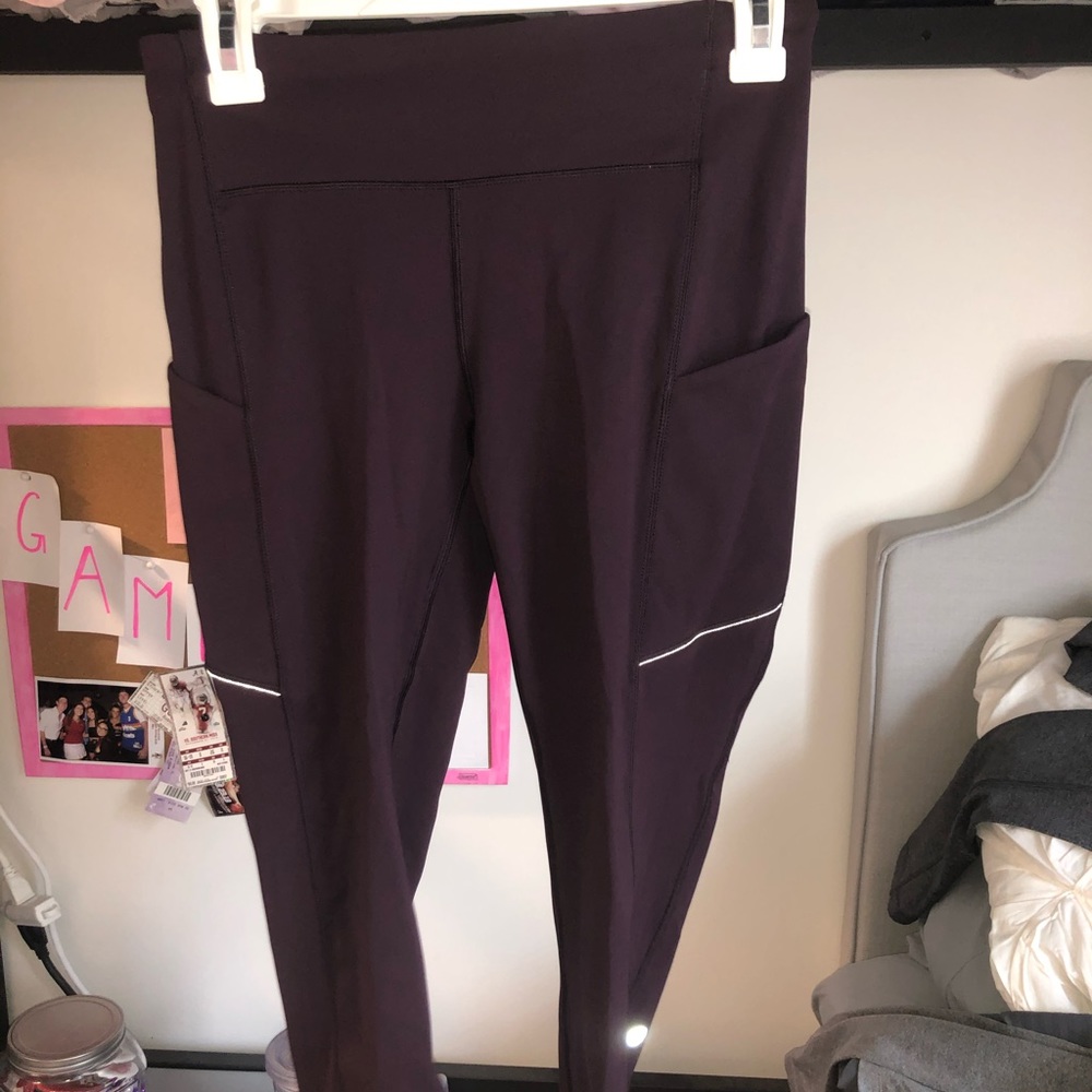 NEVER WORN: Purple Lulu leggings